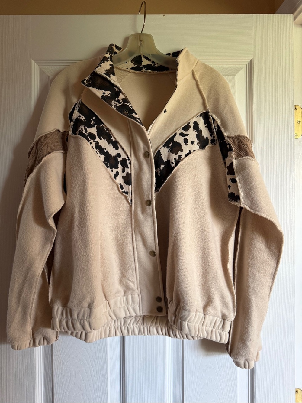 BKE Cream & Tan Cow Print Jacket